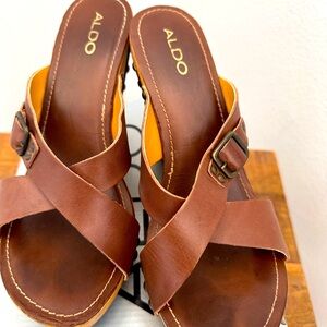 Aldo brown wood wedge heel style Alcidie